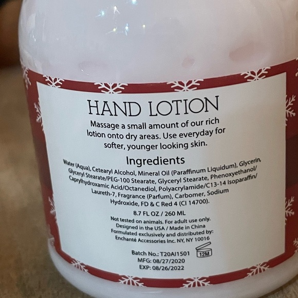 Dachshund Valentine Mug Winter theme  NWT Perfect Valentine gift etc - Picture 7 of 15